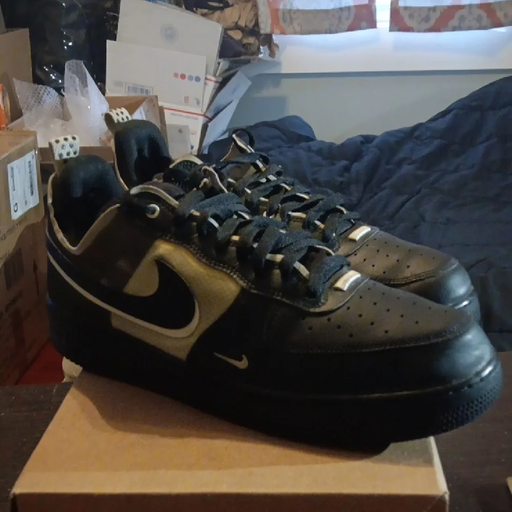 Nike Air Force 1 Low React (2022) "Black and White" Mens 13 - Picture 3 of 9